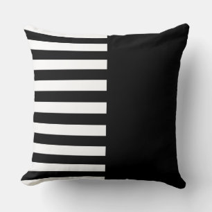Narrow Black and White Stripes Pattern Throw Pillo Kussen