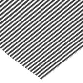 Narrow Black en White Stripes Pattern Korte Tafelloper (Hoek)