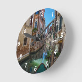 Narrow street canal in Venice AcrylWall Clock Ronde Klok (Hoek)