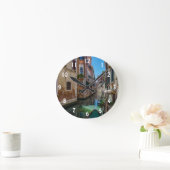 Narrow street canal in Venice AcrylWall Clock Ronde Klok (Huis)