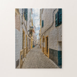 Narrow street in Ciutadella - Menorca, Spanje Legpuzzel