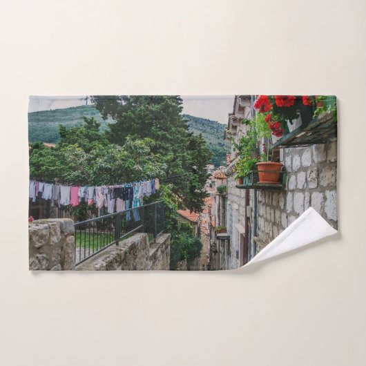 Narrow street in Dubrovnik Handdoek (Handdoek)