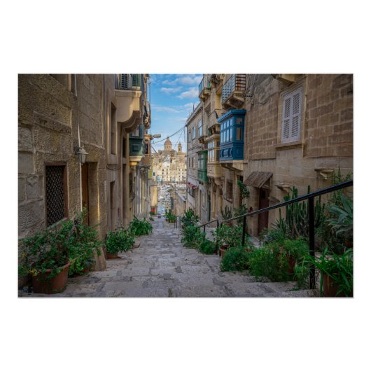 Narrow street in Malta Perfect Poster (Voorkant)