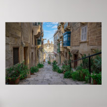 Narrow street in Malta