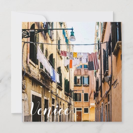 Narrow street in Venice (Voorkant)