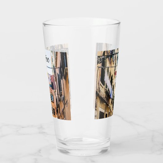 Narrow street in Venice Glas (Rechts)