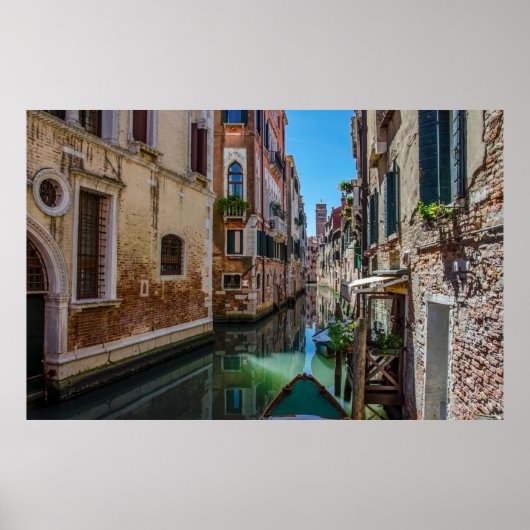 Narrow street with canal in Venice Poster (Voorkant)