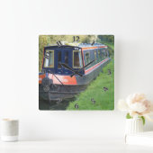 Narrowboat on British Inland Waterways System Vierkante Klok (Huis)