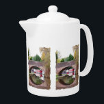 NARROWBOATS THEEPOT<br><div class="desc">Kanaalboten, in het Verenigd Koninkrijk bekend als narrowboten, werden oorspronkelijk gebruikt om goederen door het land te vervoeren. Ze worden nu voornamelijk gebruikt voor vrijetijdsbesteding en trekken mensen uit de hele wereld aan om van ons platteland te genieten. Deze boten zien er erg uit met hun bruine huiden, traditioneel blauw,...</div>