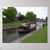Narrowboot op de Theems bij Chertsey Lock Poster (Voorkant)