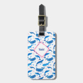 Narwhal Blue Whale & Heart Pattern, gepersonalisee Bagagelabel (Voorkant verticaal)