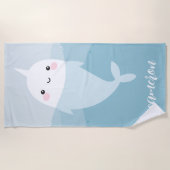 Narwhal en golven schattige kawaii cartoon strandlaken (Voorkant)