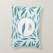 Narwhal in Blue Ocean Pattern Accent Kussen (Achterkant (Verticaal))