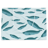 Narwhal in Blue Ocean Pattern Groot Cadeauzakje (Voorkant)