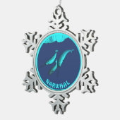 Narwhal onder het ijs tin sneeuwvlok ornament (Rechts)