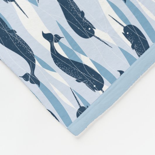 Narwhal Waves Allover Print Fleece Deken (Hoek)