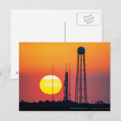 NASA Antares Rocket Sunrise Launch Briefkaart (Voorkant / Achterkant)