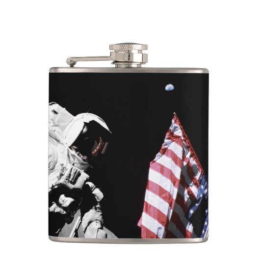 NASA Apollo 17 Astronaut Flag Earth Moon Foto Heupfles (Voorkant)