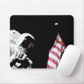 NASA Apollo 17 Astronaut Flag Earth Moon Foto Muismat (Met muis)