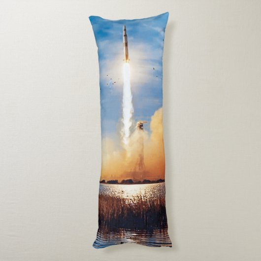 NASA Apollo 8 Rocket Launch Kennedy Space Center Lichaamskussen (Achterkant (Verticaal))