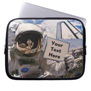 NASA Astronaut Holding Sign. - Aangepaste tekst to Laptop Sleeve