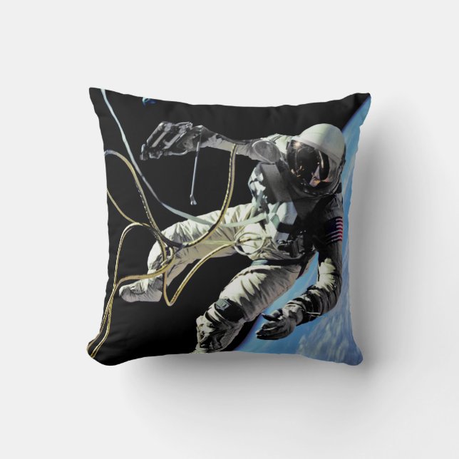 NASA Eerste Amerikaanse Astronaut Ruimtewandeling  Kussen (Voorkant)
