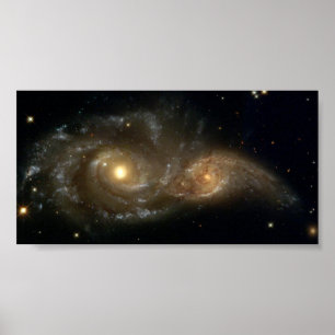 NASA-grazing komt voor tussen twee spiraalvormige  Poster