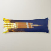 NASA Orion Spacecraft Rocket Launch Lichaamskussen (Voorkant)