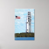 NASA SLS Space Launch System Rocket Launchpad Canvas Afdruk (Voorkant)