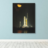 NASA Space Launch System Rocket Artemis I Moonrise Canvas Afdruk (Insitu (Houten vloer))