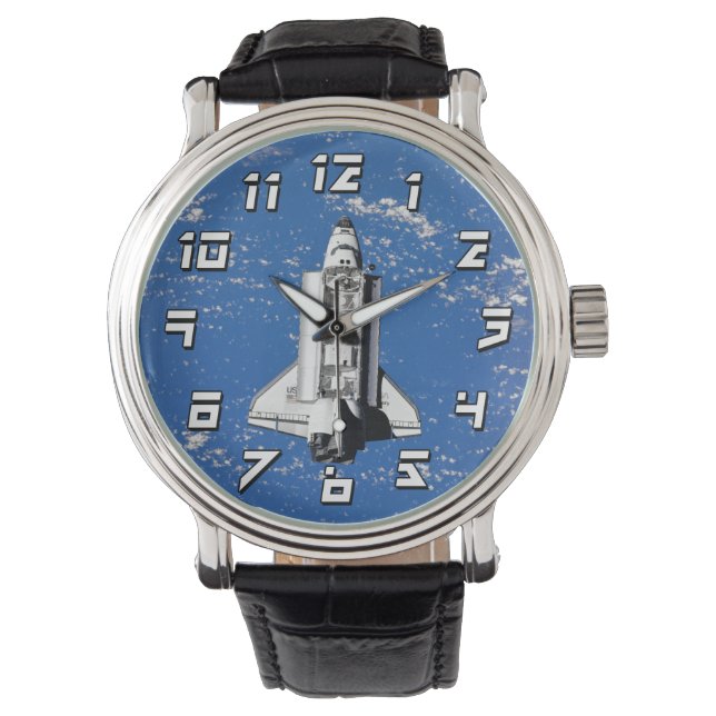 NASA Space Shuttle Discovery in de baan om de aard Horloge (Voorkant)