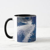 NASA Space Shuttle Endeavour STS-113 baan om de aa Mok (Links)