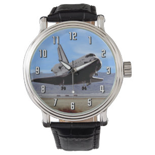 NASA Spaceshuttle Atlantis landt op Edwards AFB Horloge