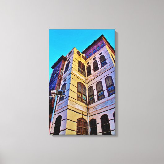 Naseef House Canvas Afdruk (Voorkant)
