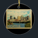Nashville Tennessee Vintage Travel Keramisch Ornament<br><div class="desc">Het ontwerp van Nashville Tennessee in Vintage Travel-stijl met een skyline-uitzicht van de stad.</div>