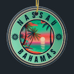 Nassau Bahamas Retro reizen Souvenir jaren 1950 Keramisch Ornament<br><div class="desc">Nassau hoofdstad van de Bahama's Tropische Retro Sunset ontwerp. Geniet van de nostalgie van Nassau met ons souvenir, speciaal ontworpen voor vakantiegangers aan zee. Dit ontwerp doet denken aan een vervlogen tijdperk en omhult de rust en schoonheid van de baai, en dient als een heerlijke herinnering aan je stranduitje. U...</div>