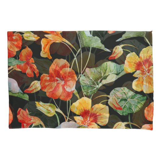 Nasturtium Sinaasappel: Waterverf donker patroon. Kussensloop (Voorkant)
