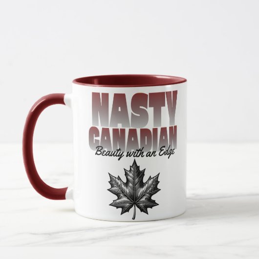 Nasty Canadian Beauty met Edge en Maple Leaf Mok (Links)
