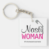 NASTY VROUW - Safety Pin - Sterker samen Sleutelhanger (Voorkant)