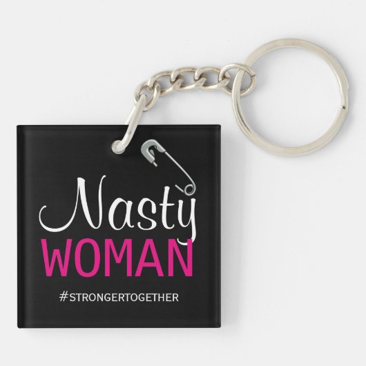 NASTY VROUW - Safety Pin - Sterker samen Sleutelhanger (Achterkant)