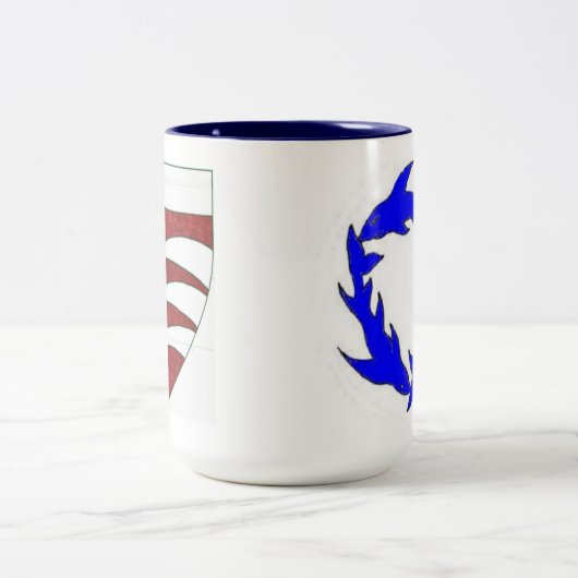 Nataliia Mok (Center)