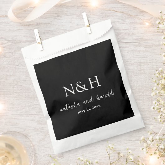 Natasha Black Monogram Moderne bruiloft Bedankzakje (Geknipt)