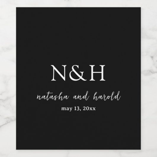 Natasha Black Monogram Moderne bruiloft Wijn Etiket (Enkel label)