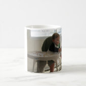 Nathan Feeds Reba Large Coffee Mugs Koffiemok (Center)