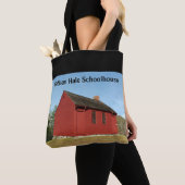 Nathan Hale Schoolhouse (East Haddam) Tote Bag (Dichtbij)