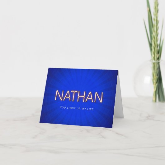 Nathan naam in gloeiende neonlichten kaart (Voorkant)