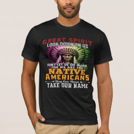 NATIEVE AMERIKAANSE geest kijkt naar ons T-shirt