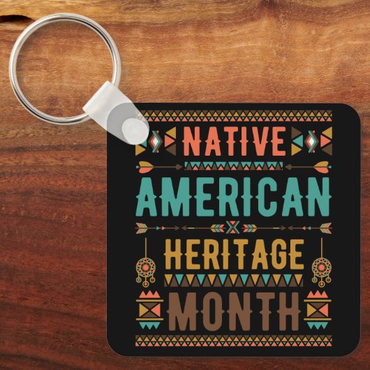 Nationaal Indiaans Amerikaans erfgoed Maand IND Sleutelhanger (Voorkant)