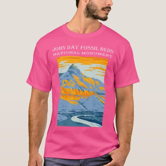 Nationaal Monument Oregon Camping Wandelen T-shirt (Voorkant)