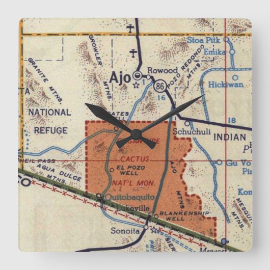 Nationaal monument voor orgaanpijpleidingen Cactus Vierkante Klok (Voorkant)